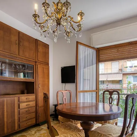 1 Bedroom In *